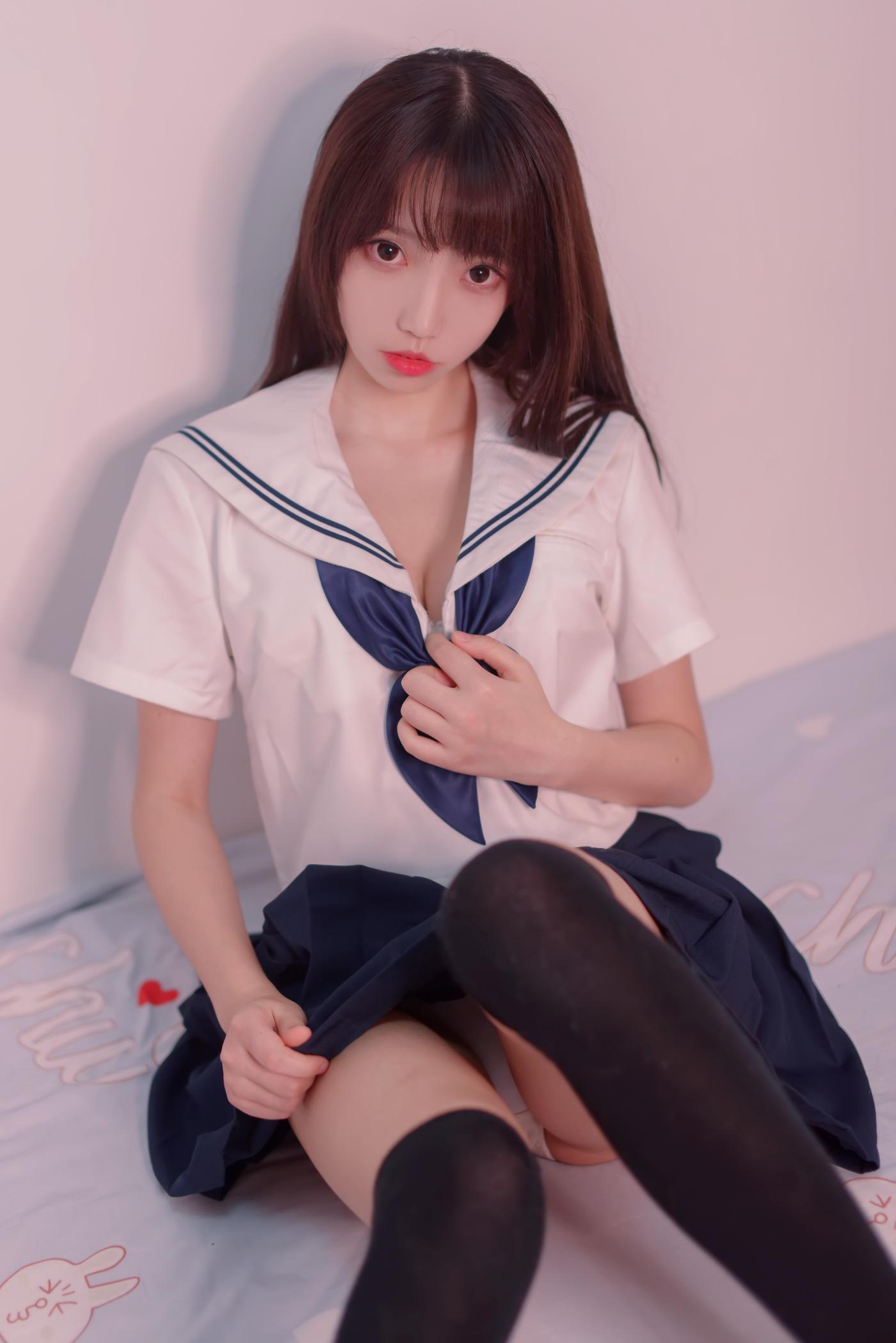 白易子教主 - NO.19 JK制服 [8P] - 图屋屋